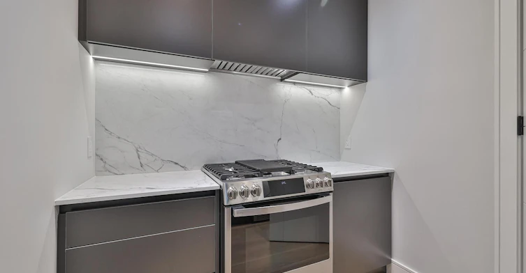 741 Woburn Avenue, Toronto, ON, M5M 1M2 - 16