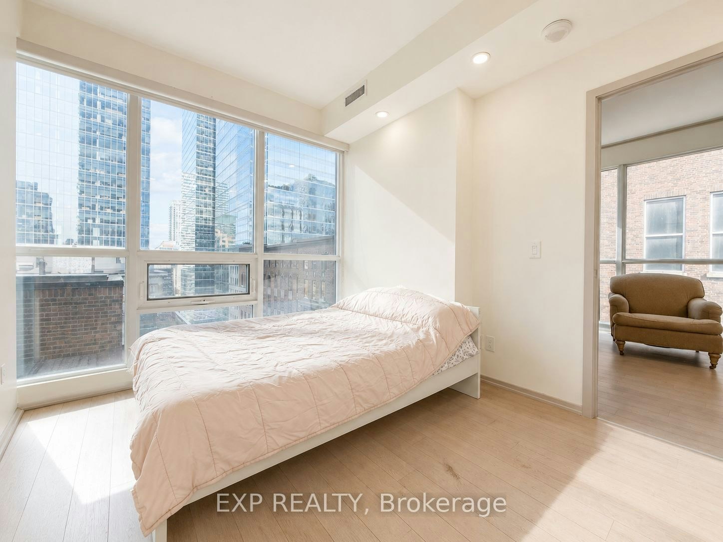 1406-70 Temperance Street, Toronto, ON, M5H 4E8 - 16