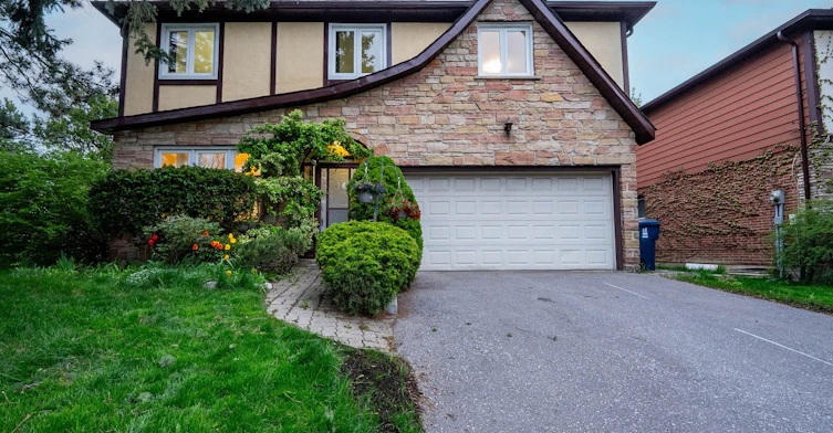 194 Mcnicoll Avenue, Toronto, ON, M2H 2C3 - 2