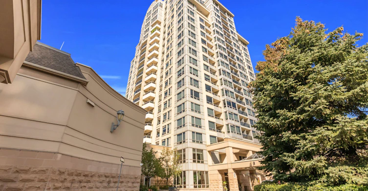 1001-2 Rean Drive, Toronto, ON, M2K 3B8 - 3