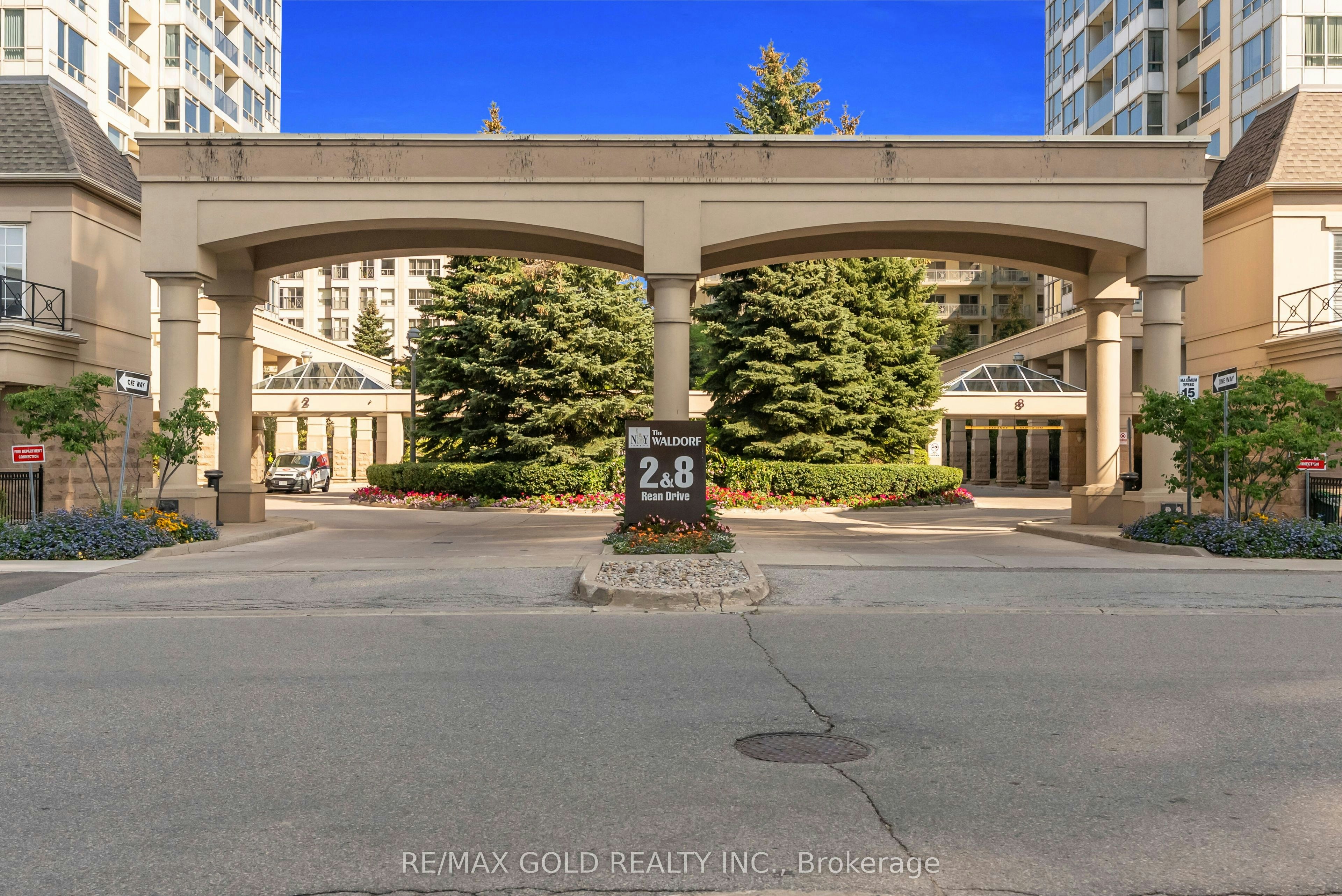 1001-2 Rean Drive, Toronto, ON, M2K 3B8 - 4
