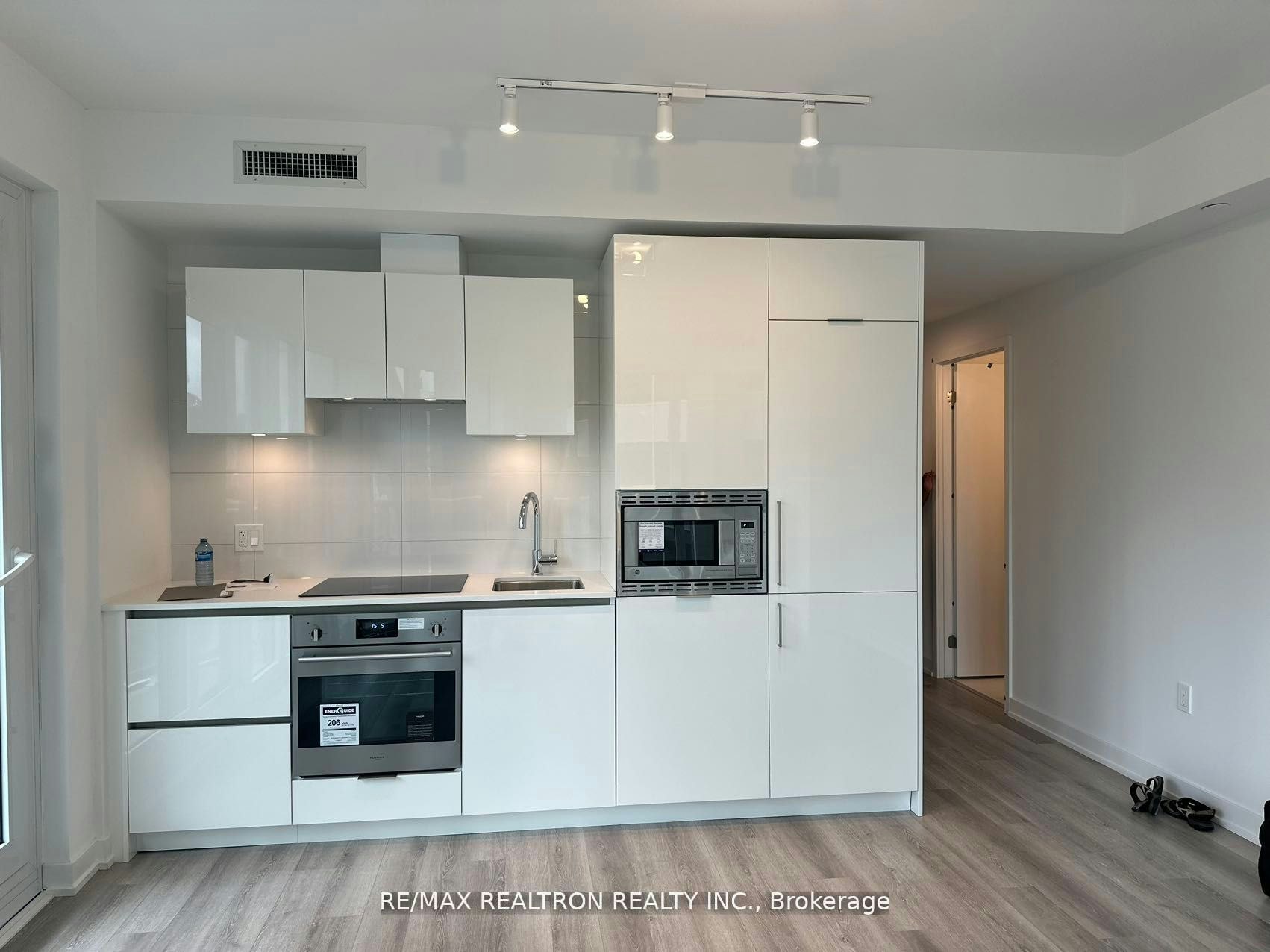 926-230 Simcoe Street, Toronto, ON, M5T 1T4 - 7