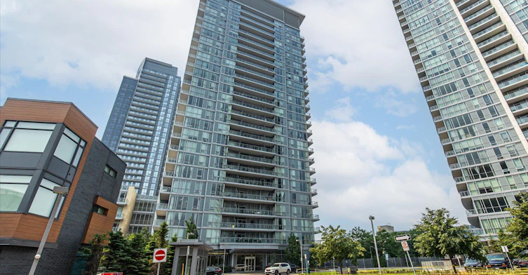 807-62 Forest Manor Road, Toronto, ON, M2J 0B6 - 2