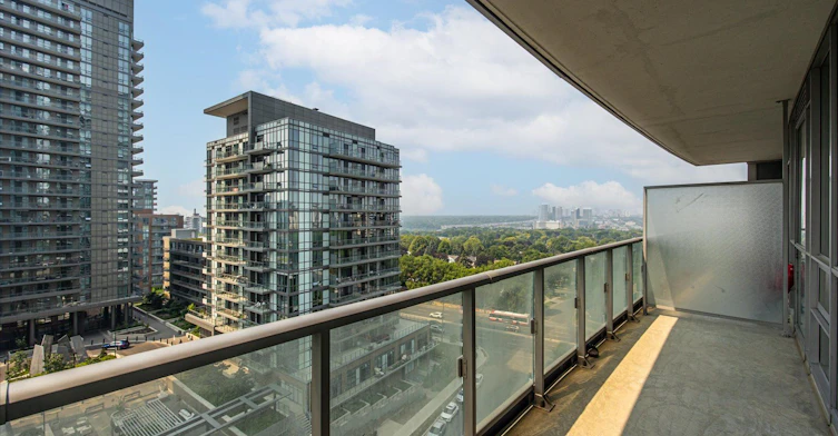 807-62 Forest Manor Road, Toronto, ON, M2J 0B6 - 27