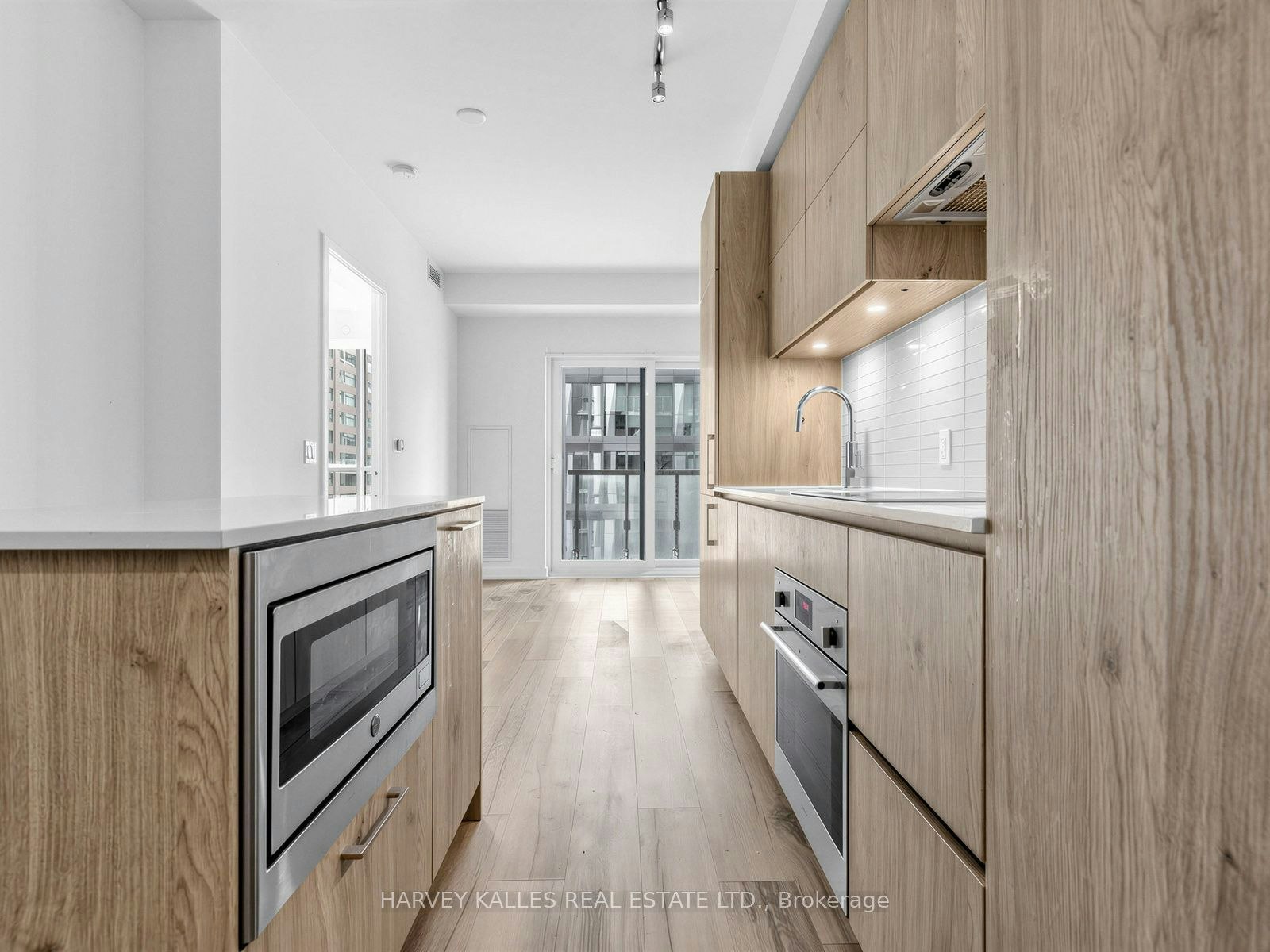 912-1 Yorkville Avenue, Toronto, ON, M4W 0B1 - 8