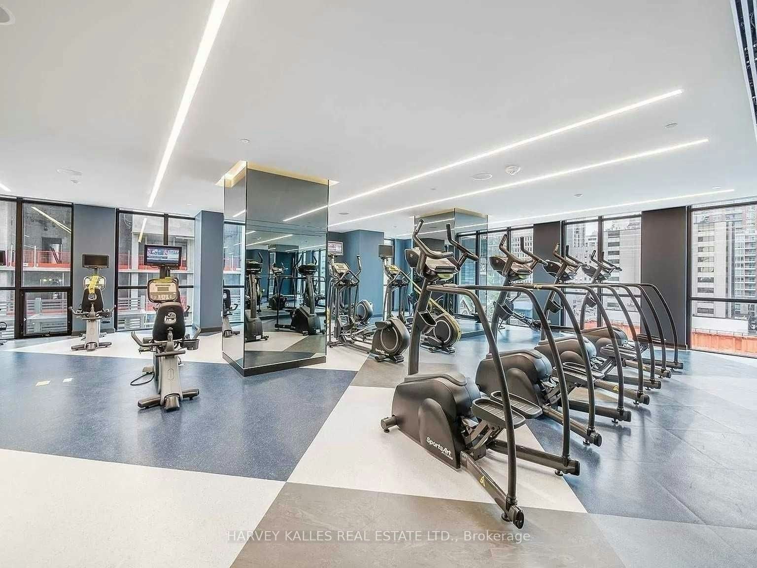 912-1 Yorkville Avenue, Toronto, ON, M4W 0B1 - 42