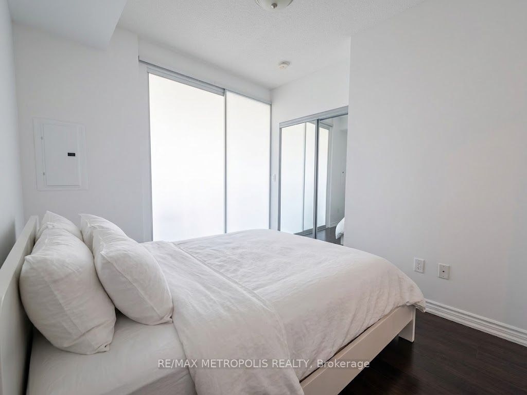 3911-386 Yonge Street, Toronto, ON, M5B 0A5 - 13