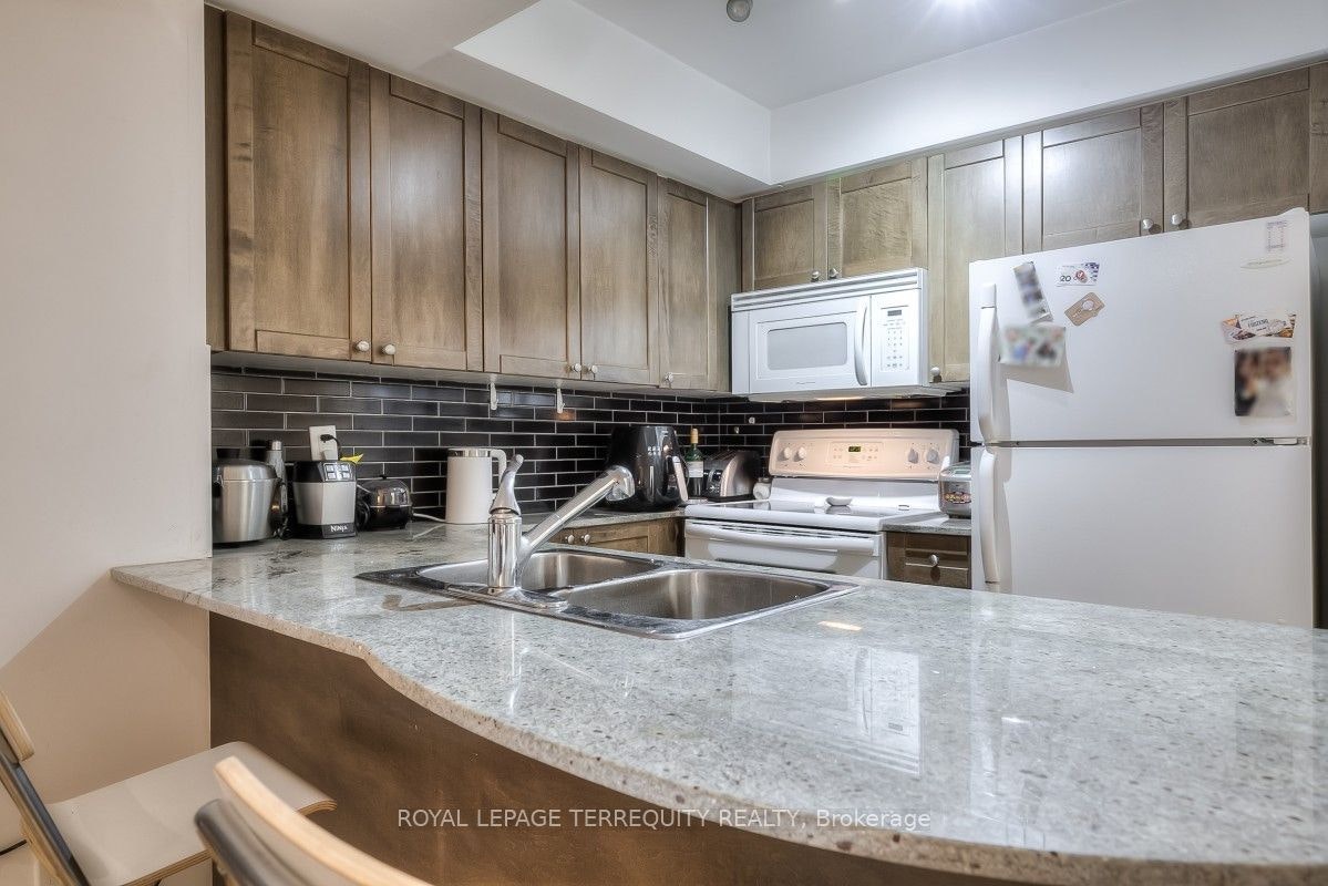 708-763 Bay Street, Toronto, ON, M5G 2R3 - 11