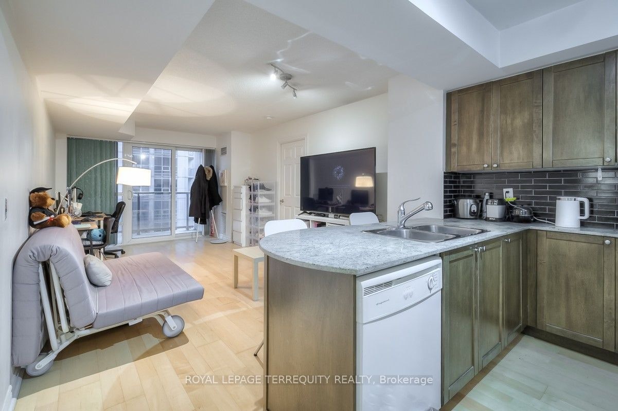 708-763 Bay Street, Toronto, ON, M5G 2R3 - 12
