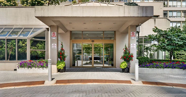 PH14-30 Greenfield Avenue, Toronto, ON, M2N 6N3 - 2