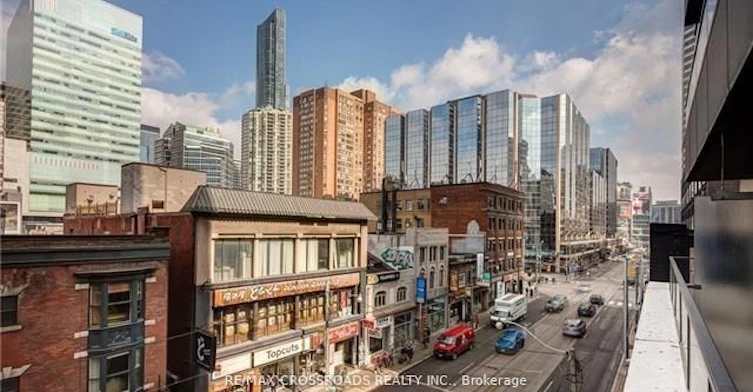 631-111 Elizabeth Street, Toronto, ON, M5G 1P7 - 2