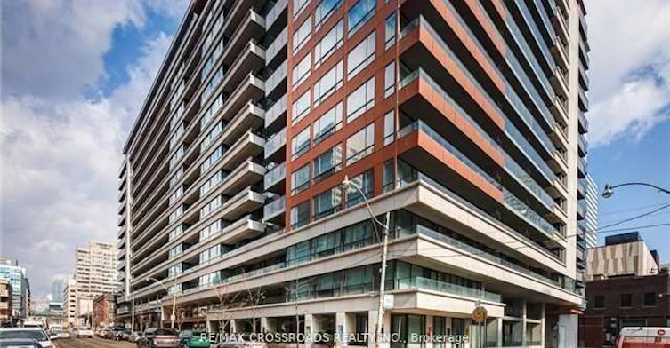 631-111 Elizabeth Street, Toronto, ON, M5G 1P7