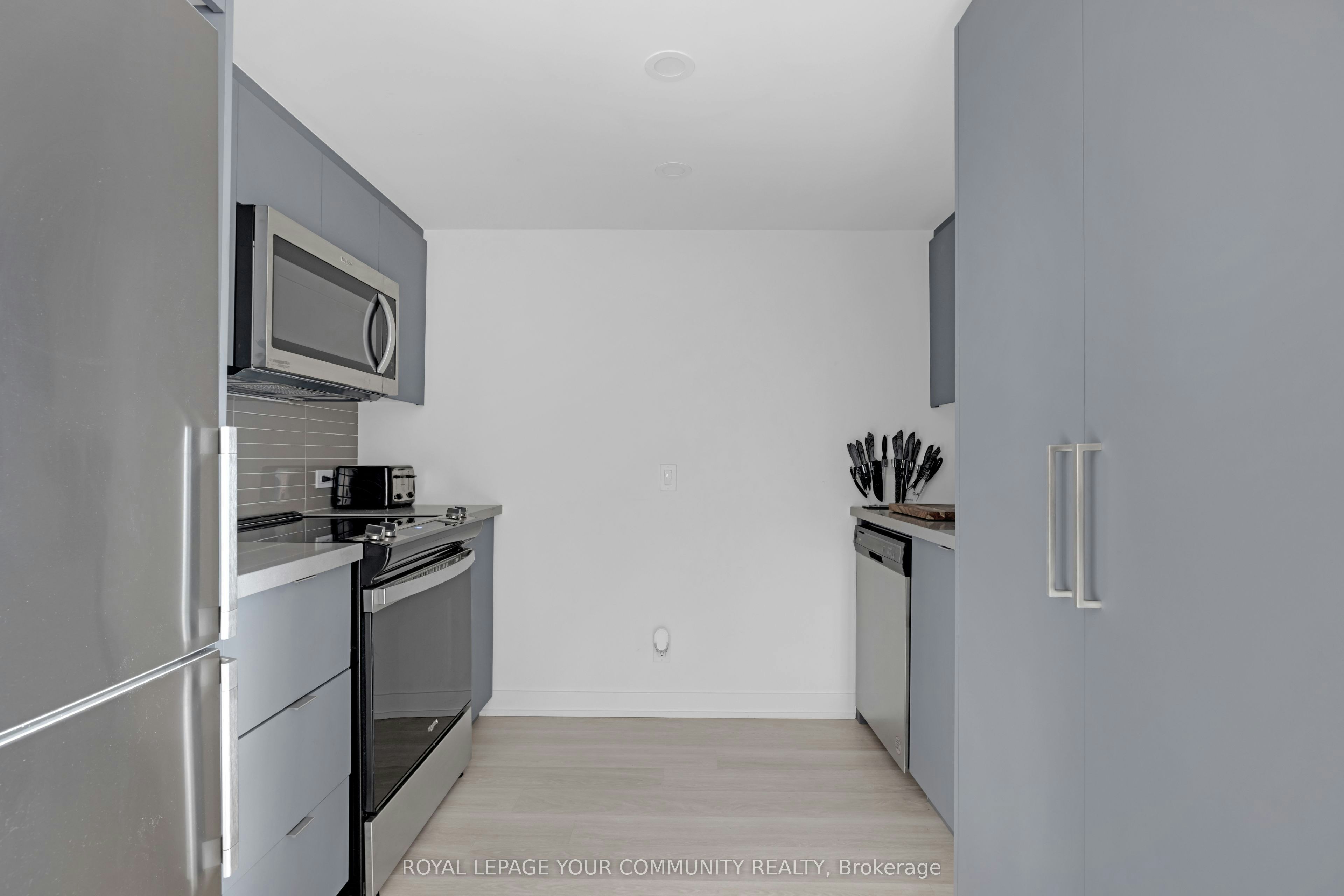 419-30 Tretti Way, Toronto, ON, M3H 0E3 - 9
