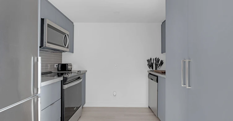419-30 Tretti Way, Toronto, ON, M3H 0E3 - 9