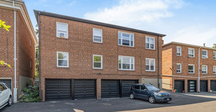 4-8 Markdale Avenue, Toronto, ON, M6C 1S9 - 18