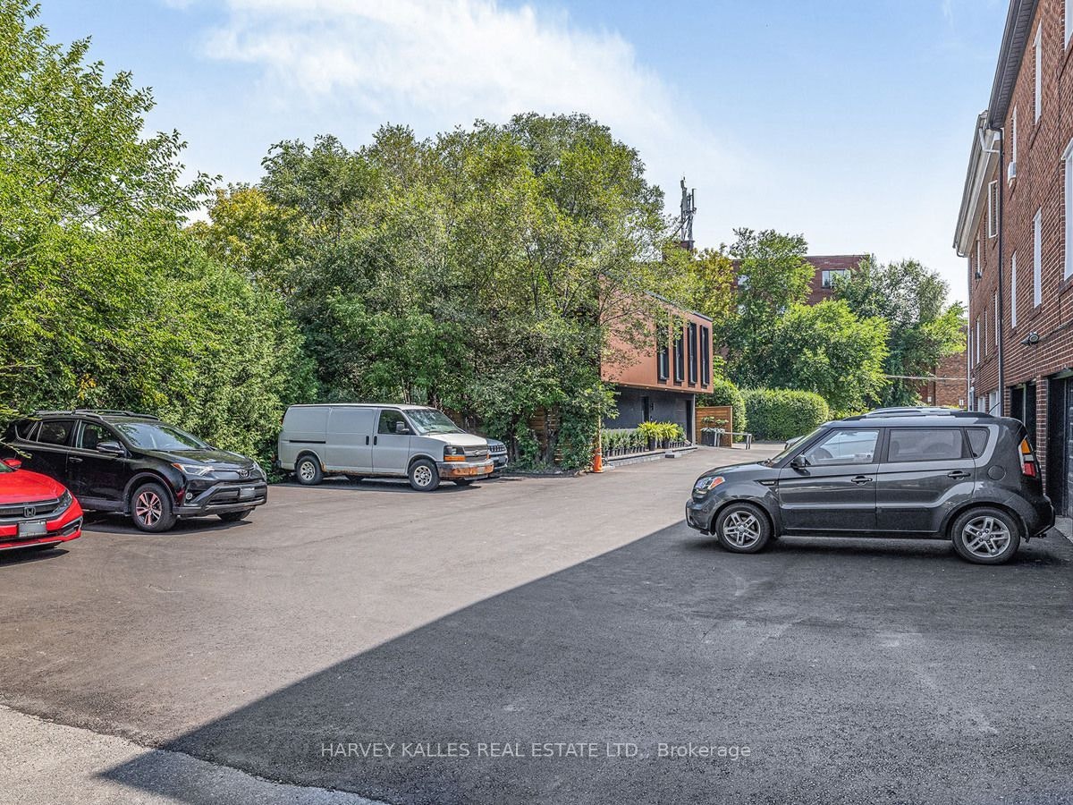 4-8 Markdale Avenue, Toronto, ON, M6C 1S9 - 19