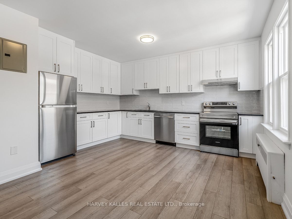 4-8 Markdale Avenue, Toronto, ON, M6C 1S9 - 12