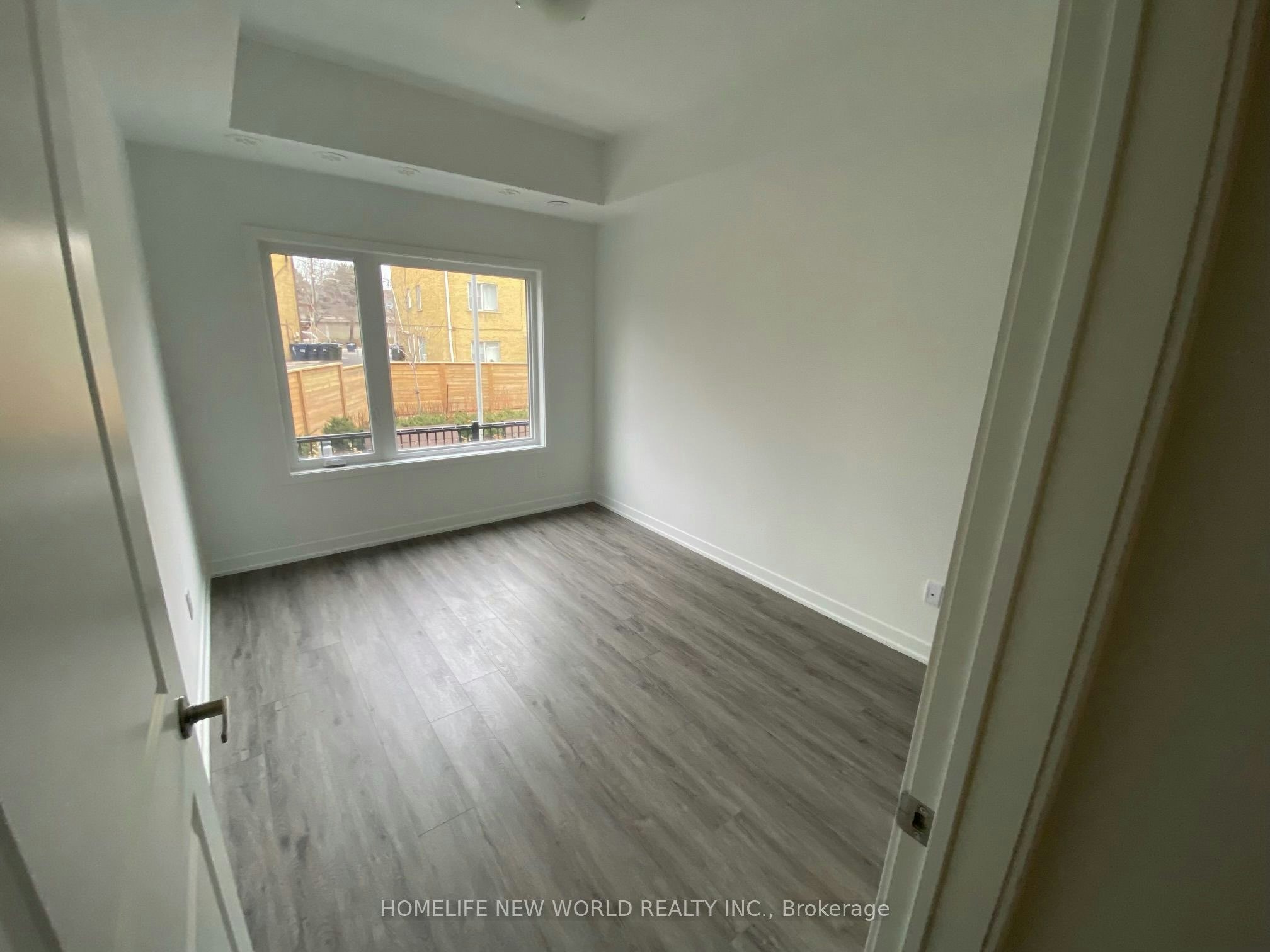 6-14 Marquette Avenue S, Toronto, ON, M6A 0E1 - 4