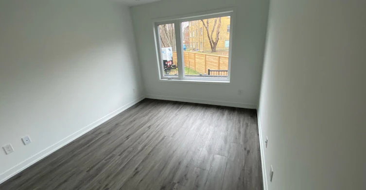 6-14 Marquette Avenue S, Toronto, ON, M6A 0E1 - 5