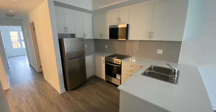 6-14 Marquette Avenue S, Toronto, ON, M6A 0E1 - 3