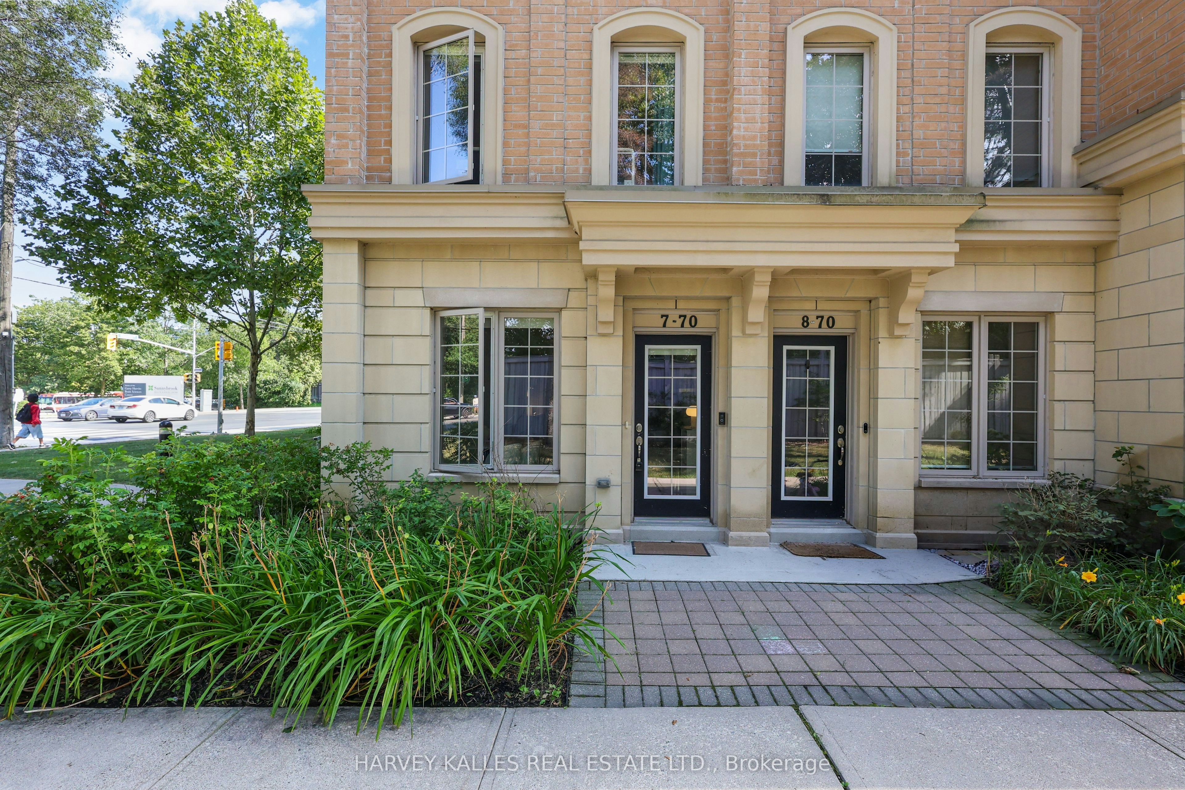 7-70 Hargrave Lane, Toronto, ON, M4N 0A4