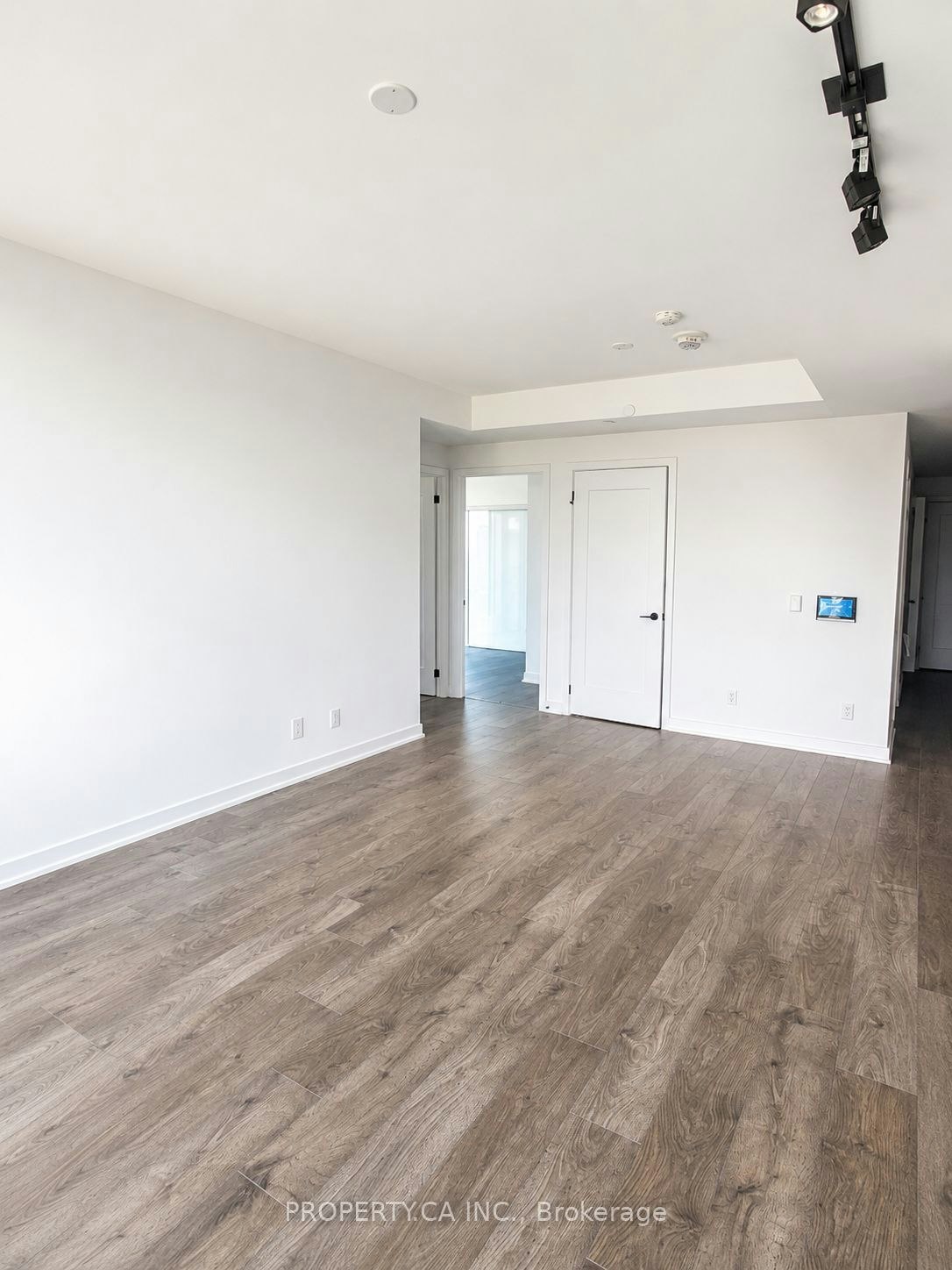 2105-5 Defries Street, Toronto, ON, M5A 0W7 - 3