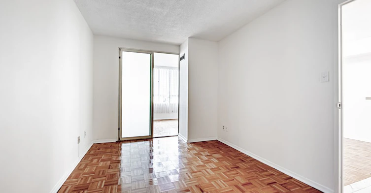 502-633 Bay Street, Toronto, ON, M5G 2G4 - 10