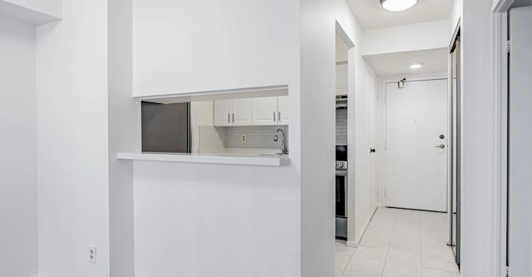 502-633 Bay Street, Toronto, ON, M5G 2G4 - 4