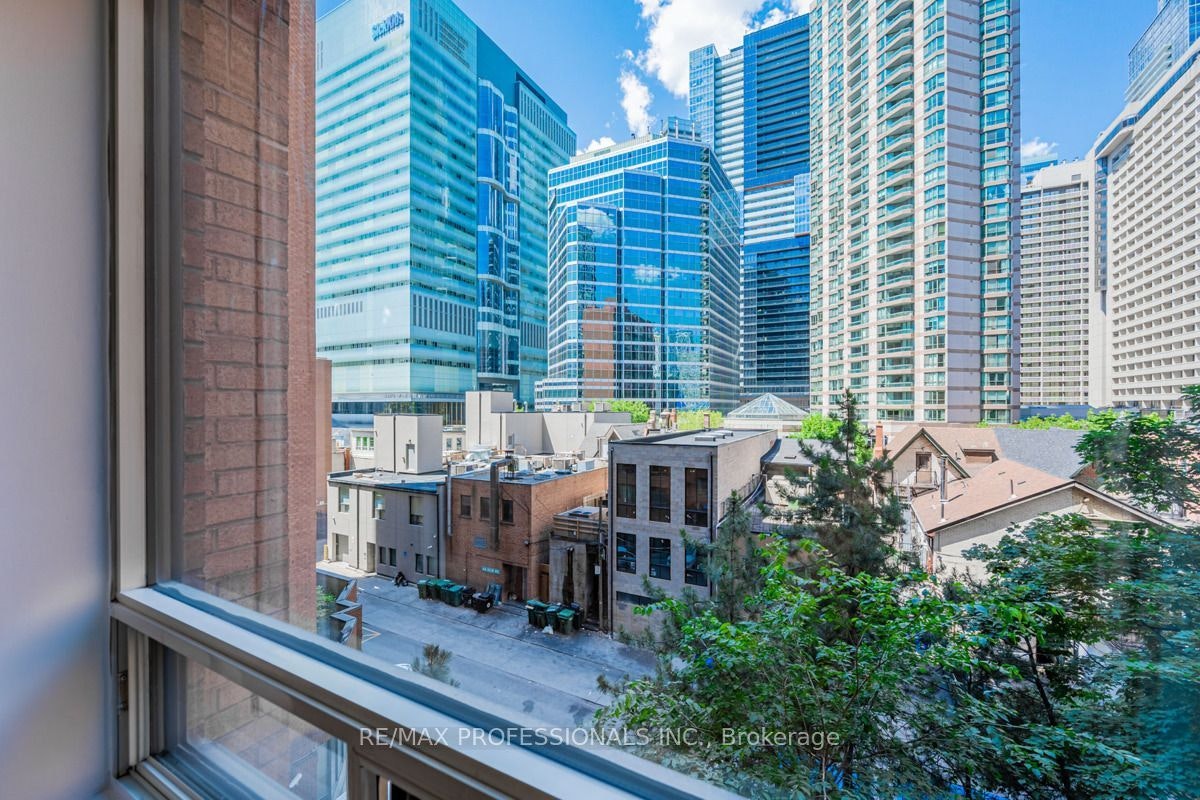 502-633 Bay Street, Toronto, ON, M5G 2G4 - 26