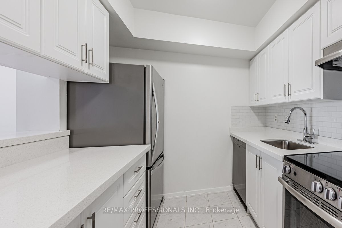 502-633 Bay Street, Toronto, ON, M5G 2G4 - 5