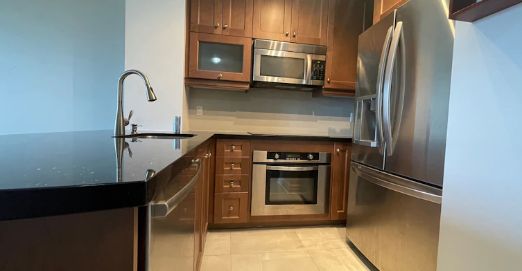 1903-35 Balmuto Street, Toronto, ON, M4Y 0A3 - 19