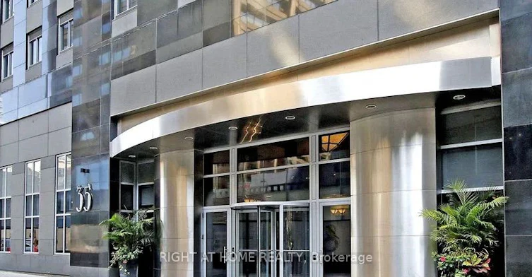 1903-35 Balmuto Street, Toronto, ON, M4Y 0A3 - 2