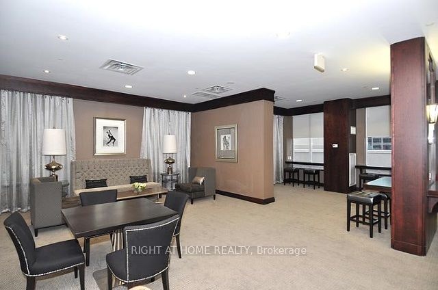 1903-35 Balmuto Street, Toronto, ON, M4Y 0A3 - 23