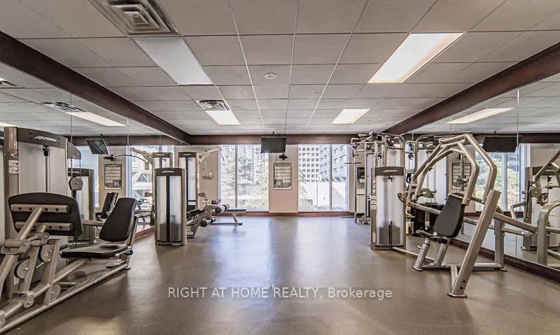1903-35 Balmuto Street, Toronto, ON, M4Y 0A3 - 24