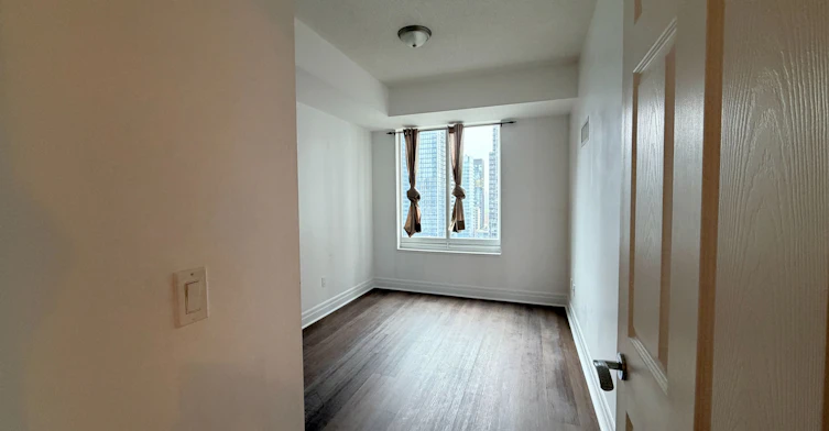1903-35 Balmuto Street, Toronto, ON, M4Y 0A3 - 13