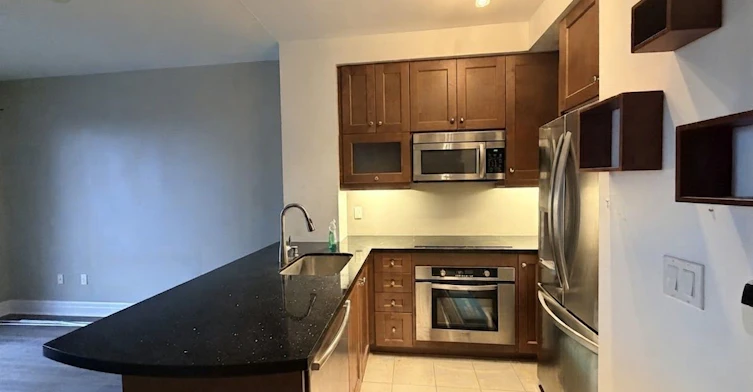 1903-35 Balmuto Street, Toronto, ON, M4Y 0A3 - 9