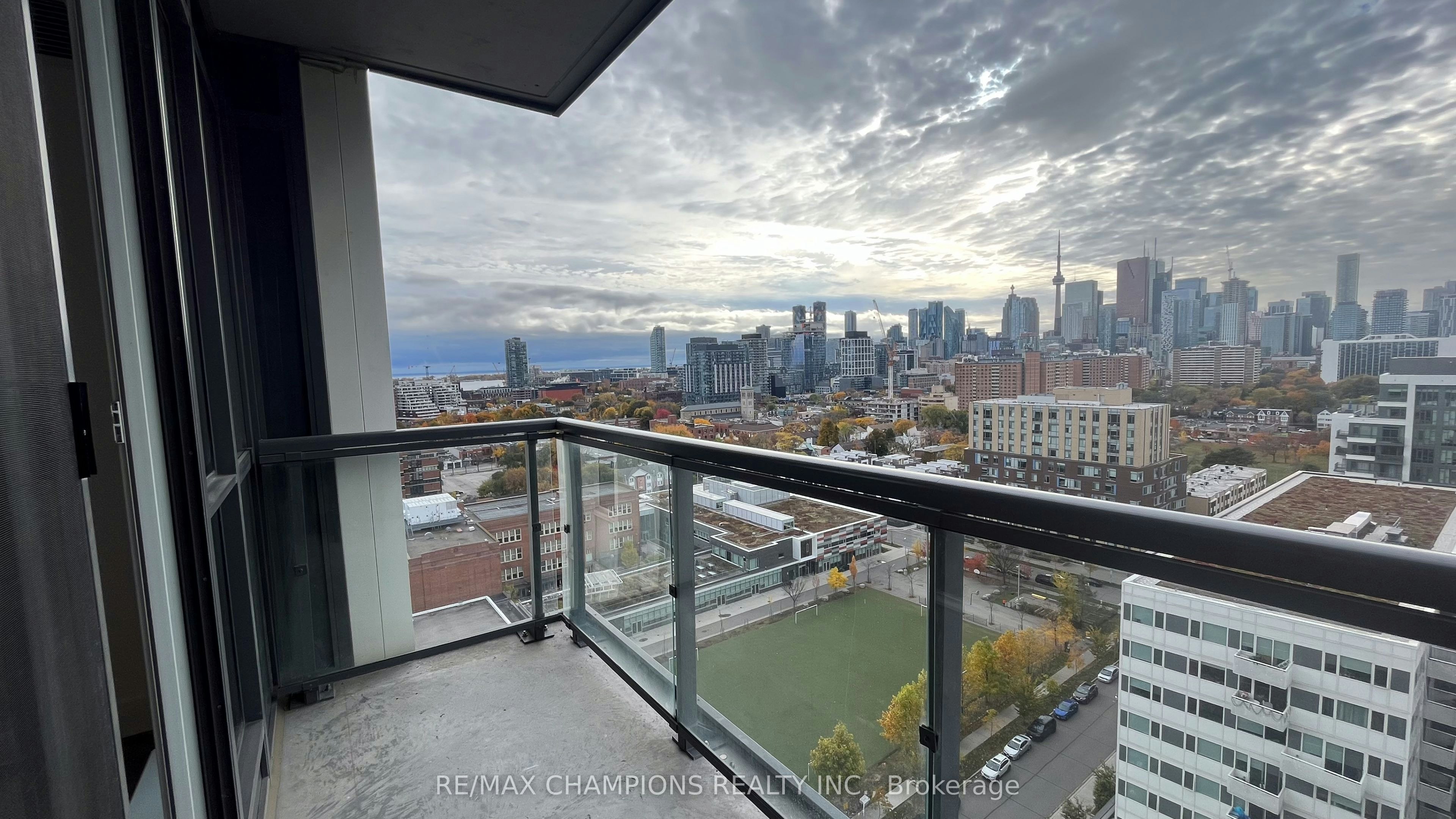 1707-55 Regent Park Boulevard, Toronto, ON, M5A 0C2 - 27