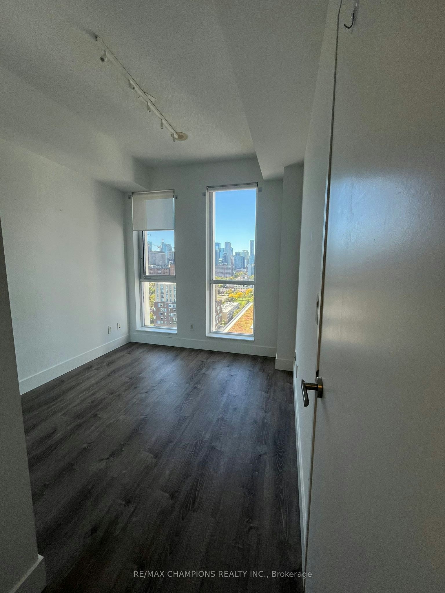 1707-55 Regent Park Boulevard, Toronto, ON, M5A 0C2 - 22