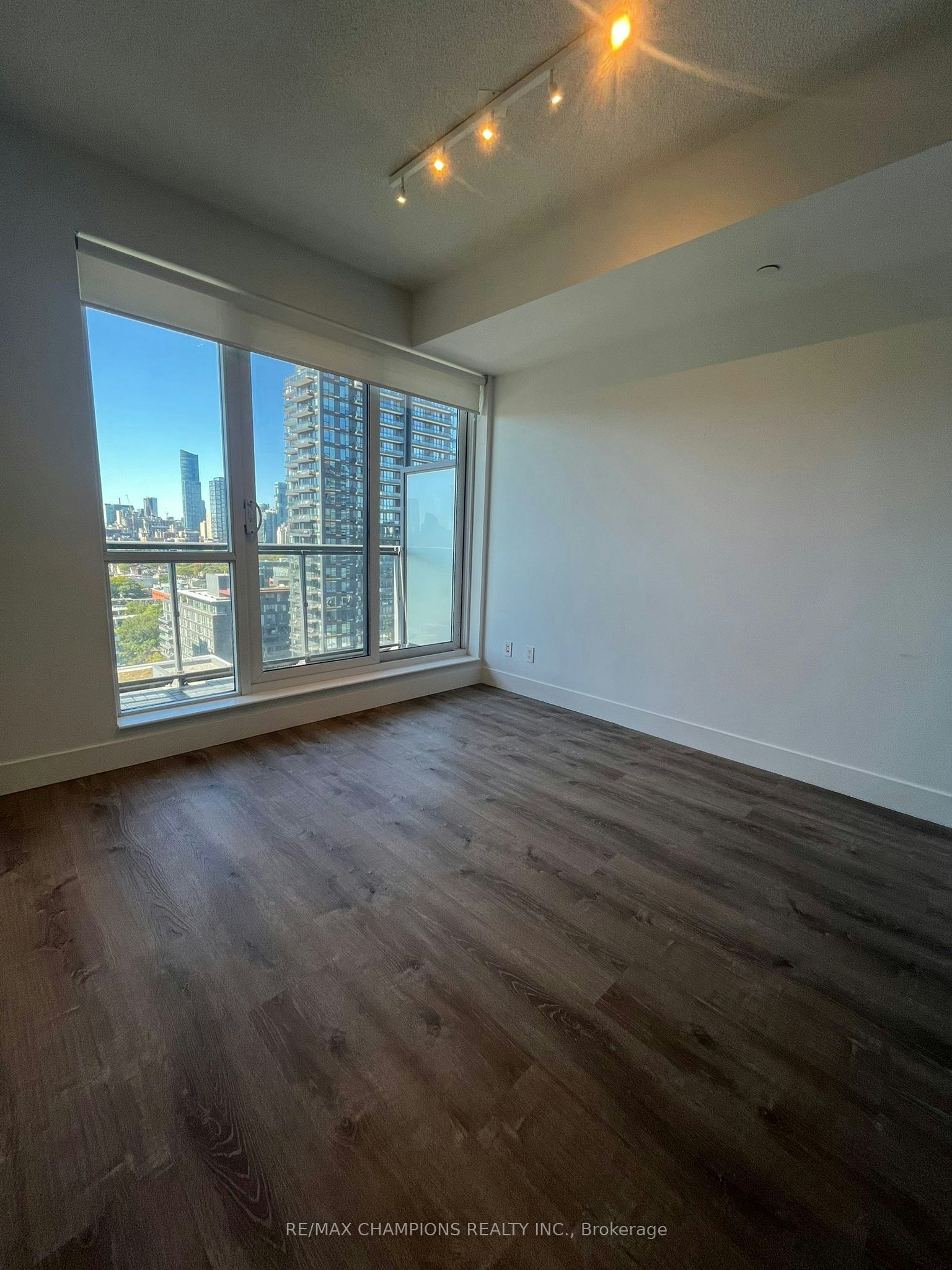 1707-55 Regent Park Boulevard, Toronto, ON, M5A 0C2 - 16