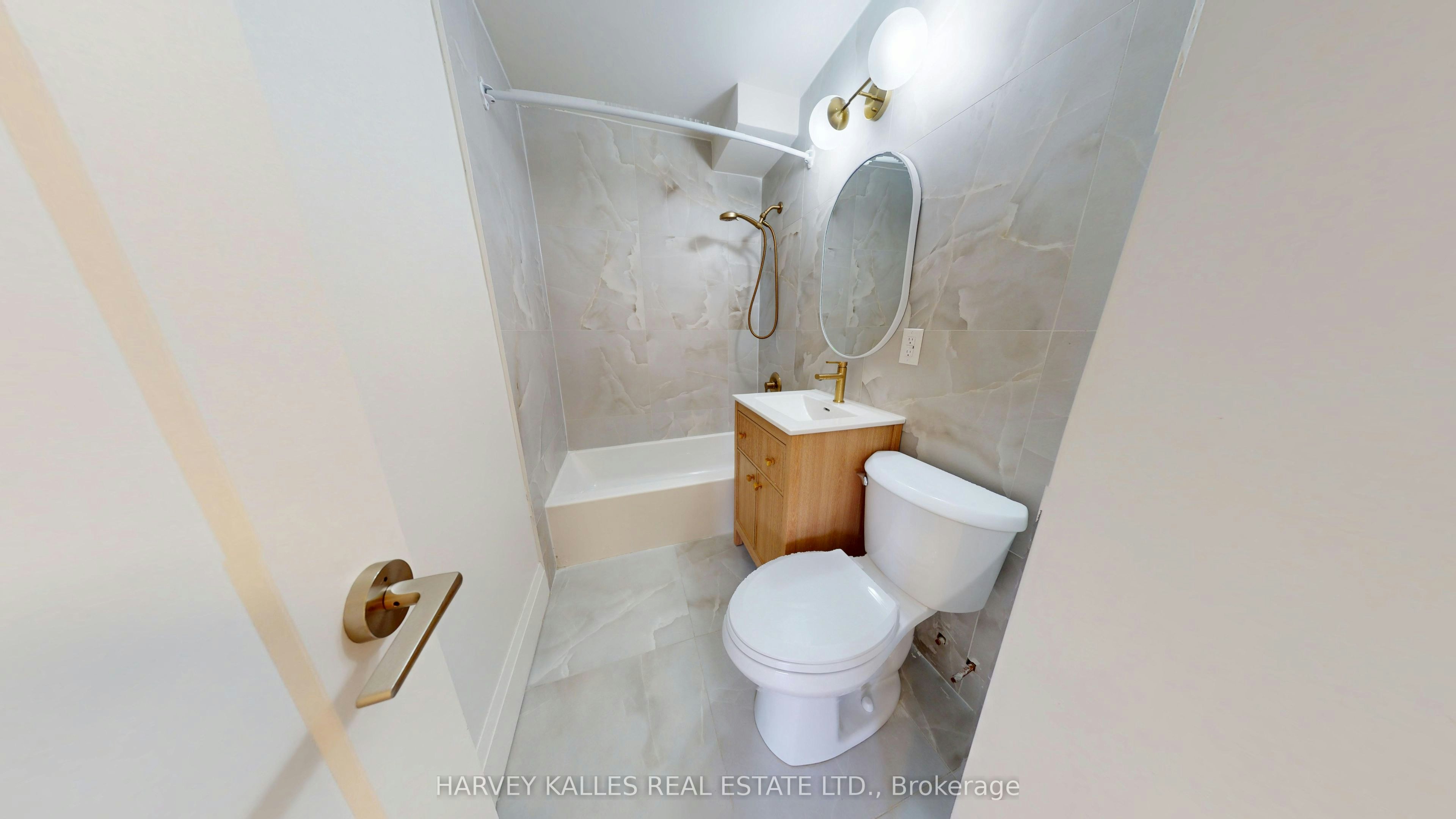 14-1 Marquette Avenue, Toronto, ON, M6A 1X8 - 7
