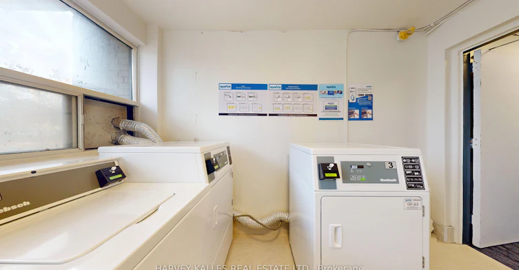 14-1 Marquette Avenue, Toronto, ON, M6A 1X8 - 16