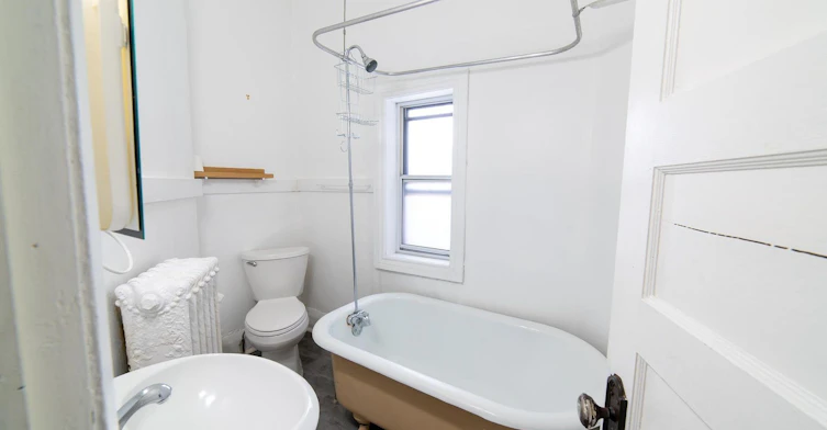 100-678 Huron Street, Toronto, ON, M5R 2R9 - 9