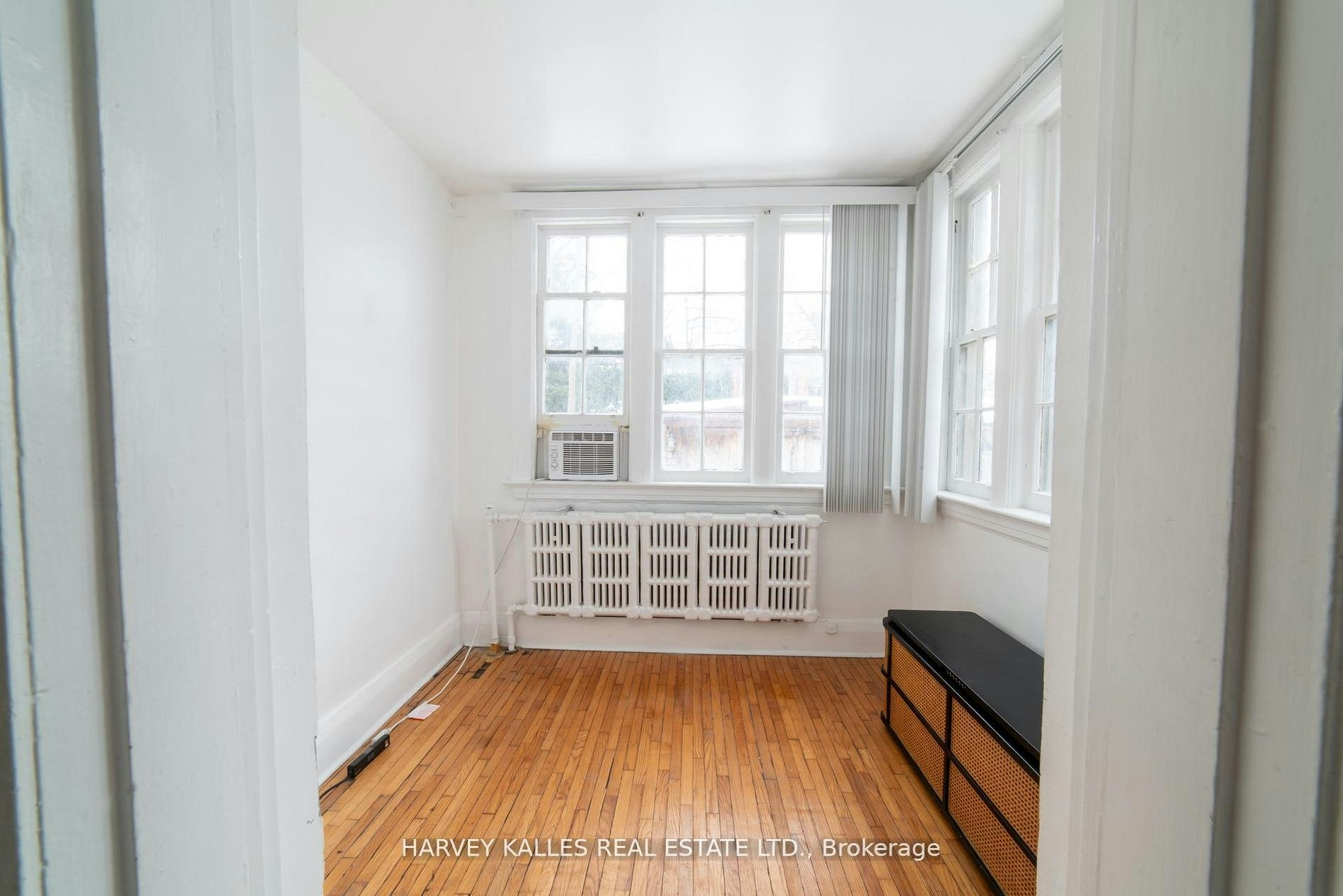 100-678 Huron Street, Toronto, ON, M5R 2R9 - 5