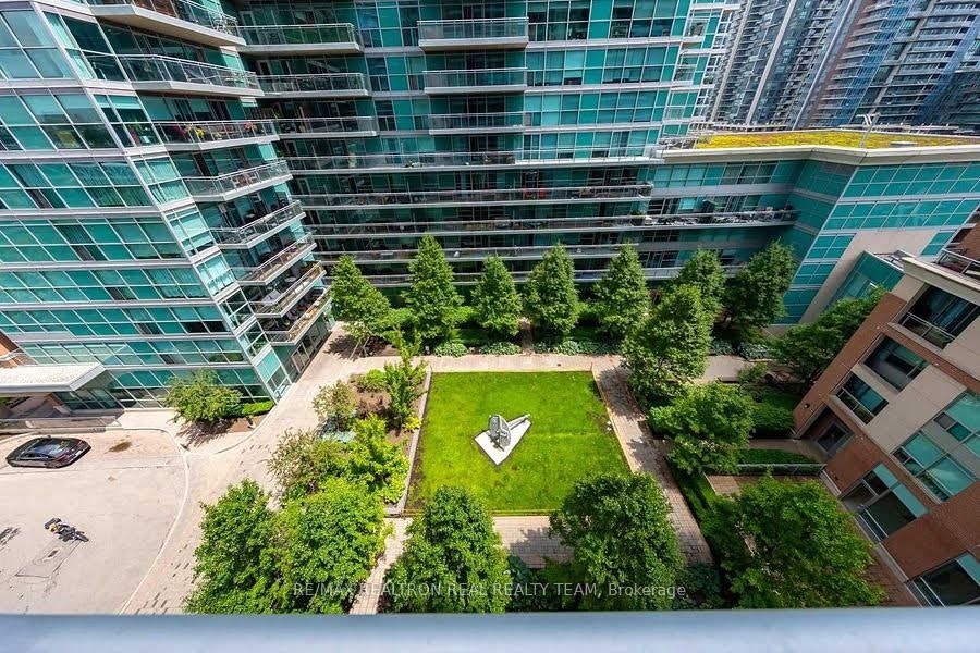 814-50 Lynn Williams Street, Toronto, ON, M6K 3R9 - 4