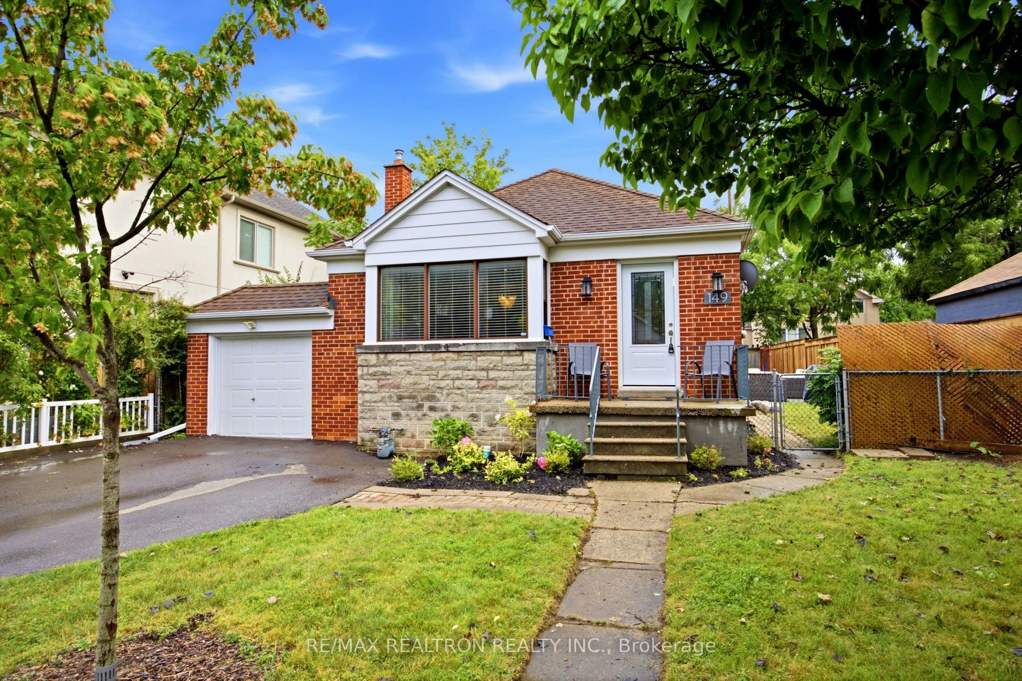 149 Fairholme Avenue, Toronto, ON, M6B 2X3