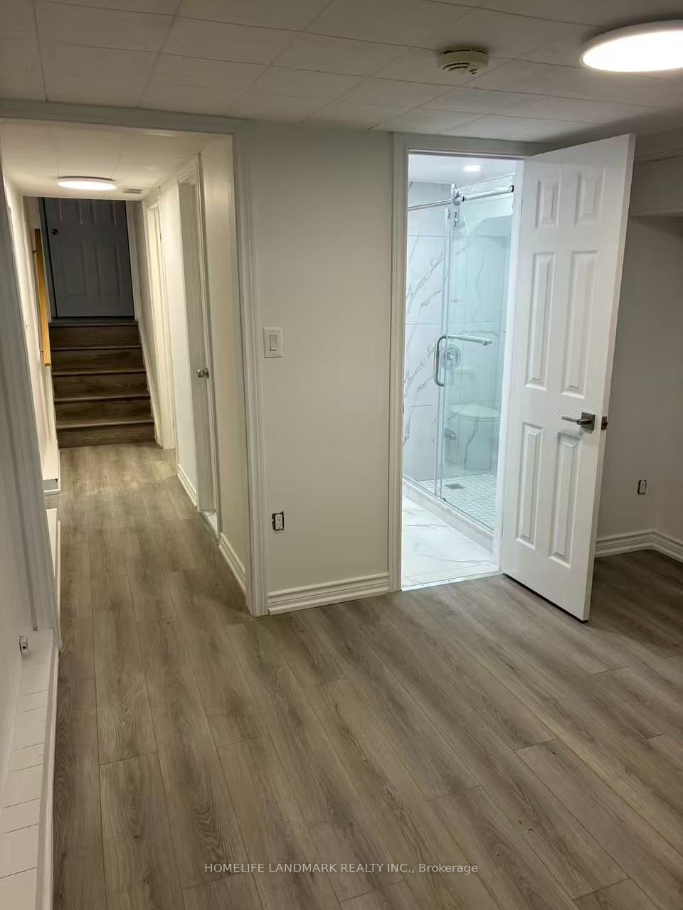 lower-126 Roywood Drive, Toronto, ON, M3A 2E1 - 4