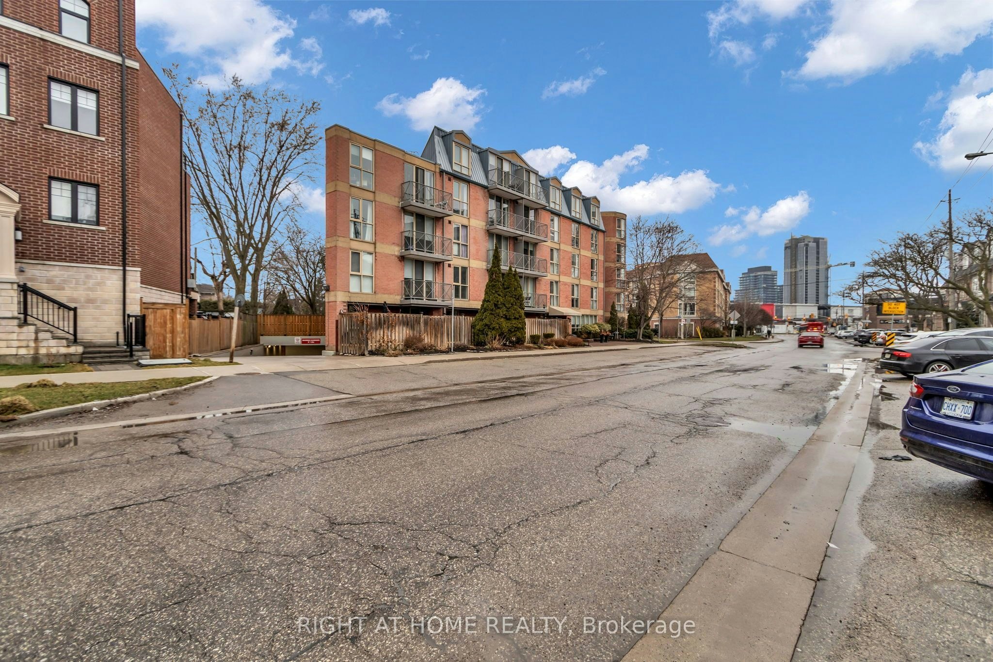 406-356 Mcrae Drive, Toronto, ON, M4G 4G4 - 19