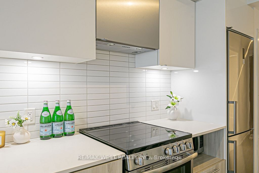1124-251 Jarvis Street, Toronto, ON, M5B 0C3 - 9