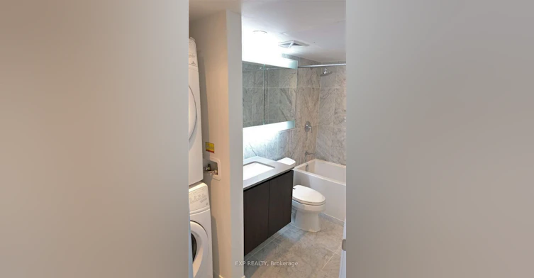 1901-70 Queens Wharf Road, Toronto, ON, M5V 0J2 - 12