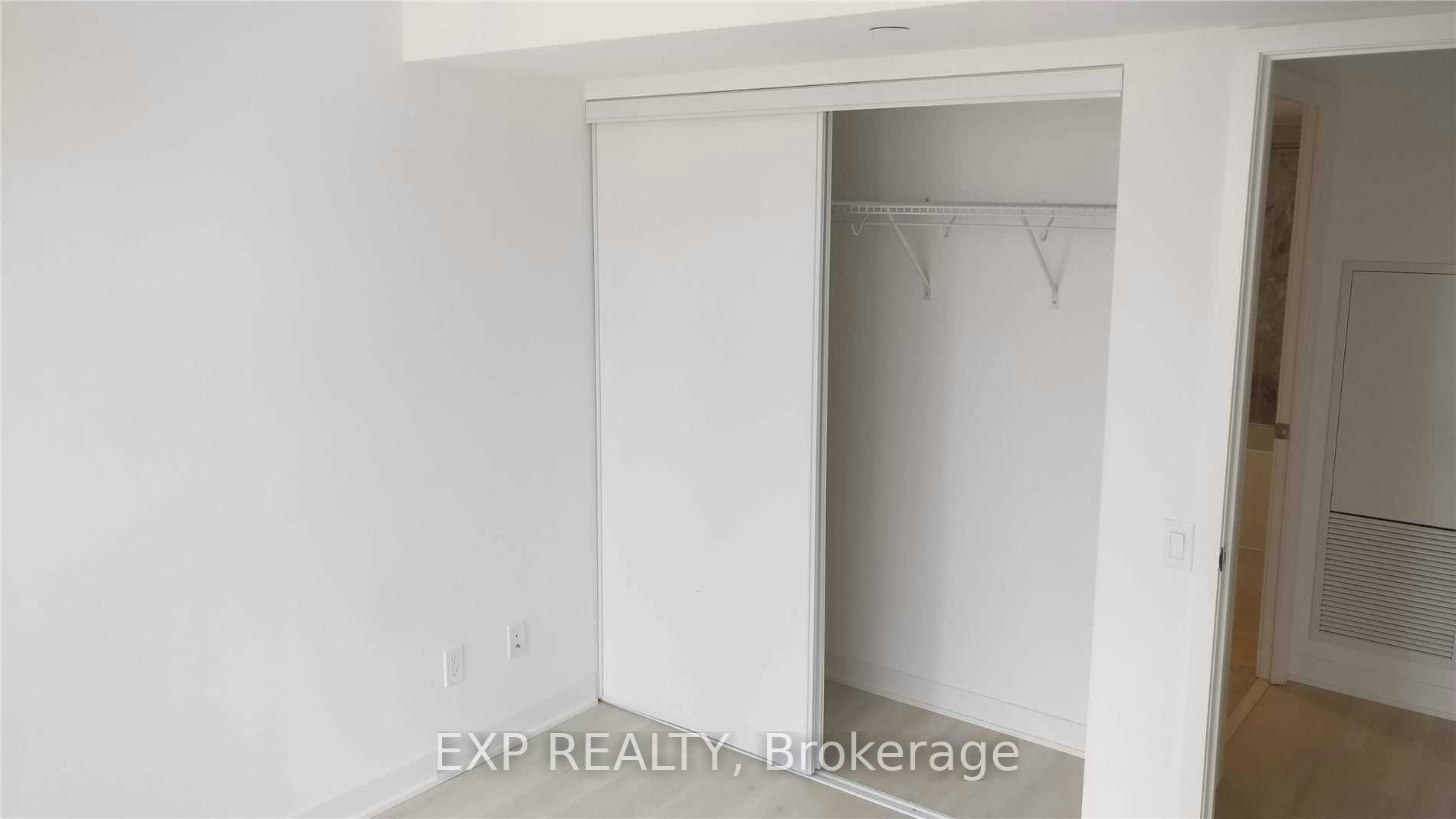 1901-70 Queens Wharf Road, Toronto, ON, M5V 0J2 - 10